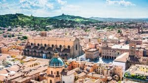 Bologna temperatur, klima og vejr året rundt