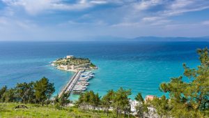 Kuşadası temperatur, klima og vejr året rundt