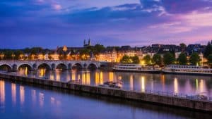 Maastricht temperatur, klima og vejr året rundt