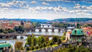 Prag temperatur, klima og vejr året rundt