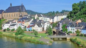 Saarburg temperatur, klima og vejr året rundt