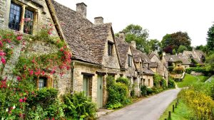 Bibury temperatur, klima og vejr året rundt