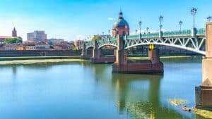 Toulouse temperatur, klima og vejr året rundt
