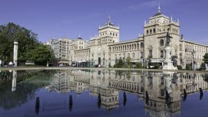 Valladolid temperatur, klima og vejr året rundt