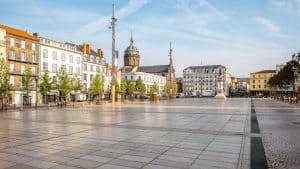 Clermont-Ferrand temperatur, klima og vejr året rundt