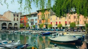Desenzano del Garda temperatur, klima og vejr året rundt
