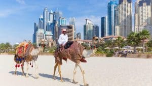Dubai temperatur, klima og vejr året rundt