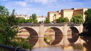 Logroño temperatur, klima og vejr året rundt