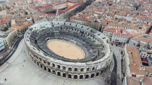 Nîmes temperatur, klima og vejr året rundt