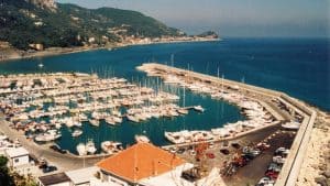 Finale Ligure temperatur, klima og vejr året rundt
