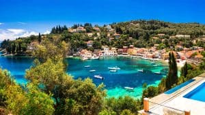 Paxos temperatur, klima og vejr året rundt