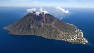 Stromboli temperatur, klima og vejr året rundt