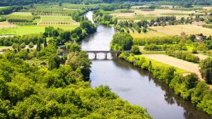 Nouvelle-Aquitaine temperatur, klima og vejr året rundt