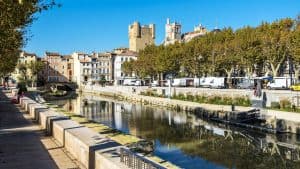 Narbonne temperatur, klima og vejr året rundt