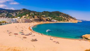 Costa Brava temperatur, klima og vejr året rundt