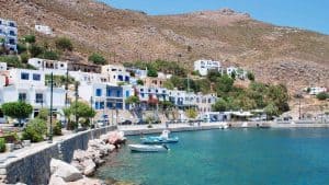 Tilos temperatur, klima og vejr året rundt