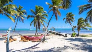 Ambergris Caye temperatur, klima og vejr året rundt