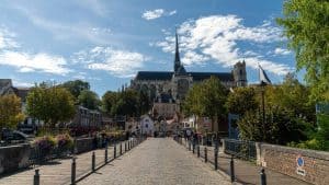 Amiens temperatur, klima og vejr året rundt