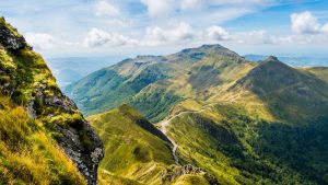 Auvergne temperatur, klima og vejr året rundt
